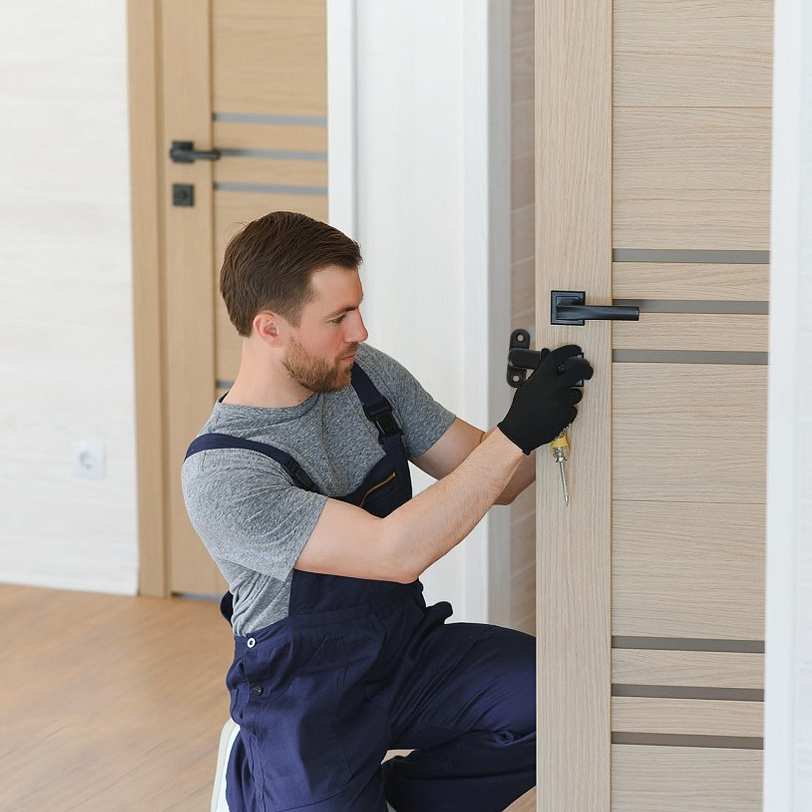 Door Stop Alarm - جهاز إنذار محمول لمنع فتح الأبواب،